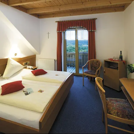 Hotel Panorama-hotel Am Neunburg vorm Wald