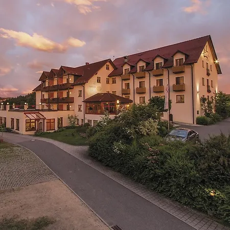 Panorama-hotel Am Neunburg vorm Wald